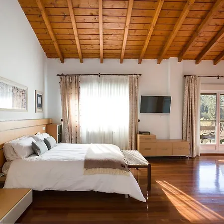Spacious With Pool Plentzia Bilbao Area Feriehus Mendiondo