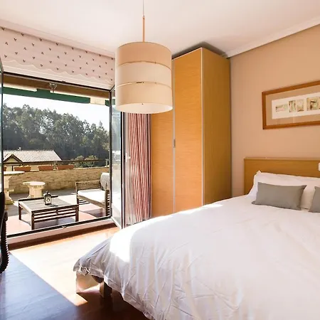 Semesterbostad Spacious With Pool Plentzia Bilbao Area Mendiondo
